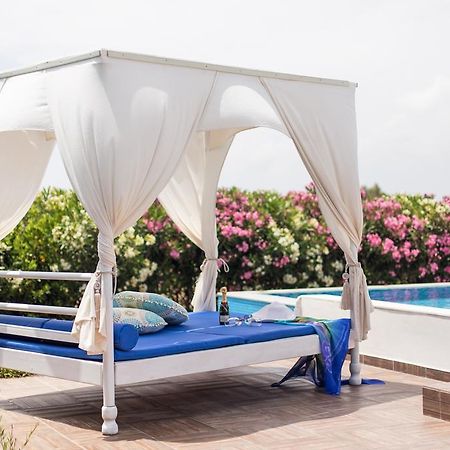 White Blue Villa لاخنيا المظهر الخارجي الصورة