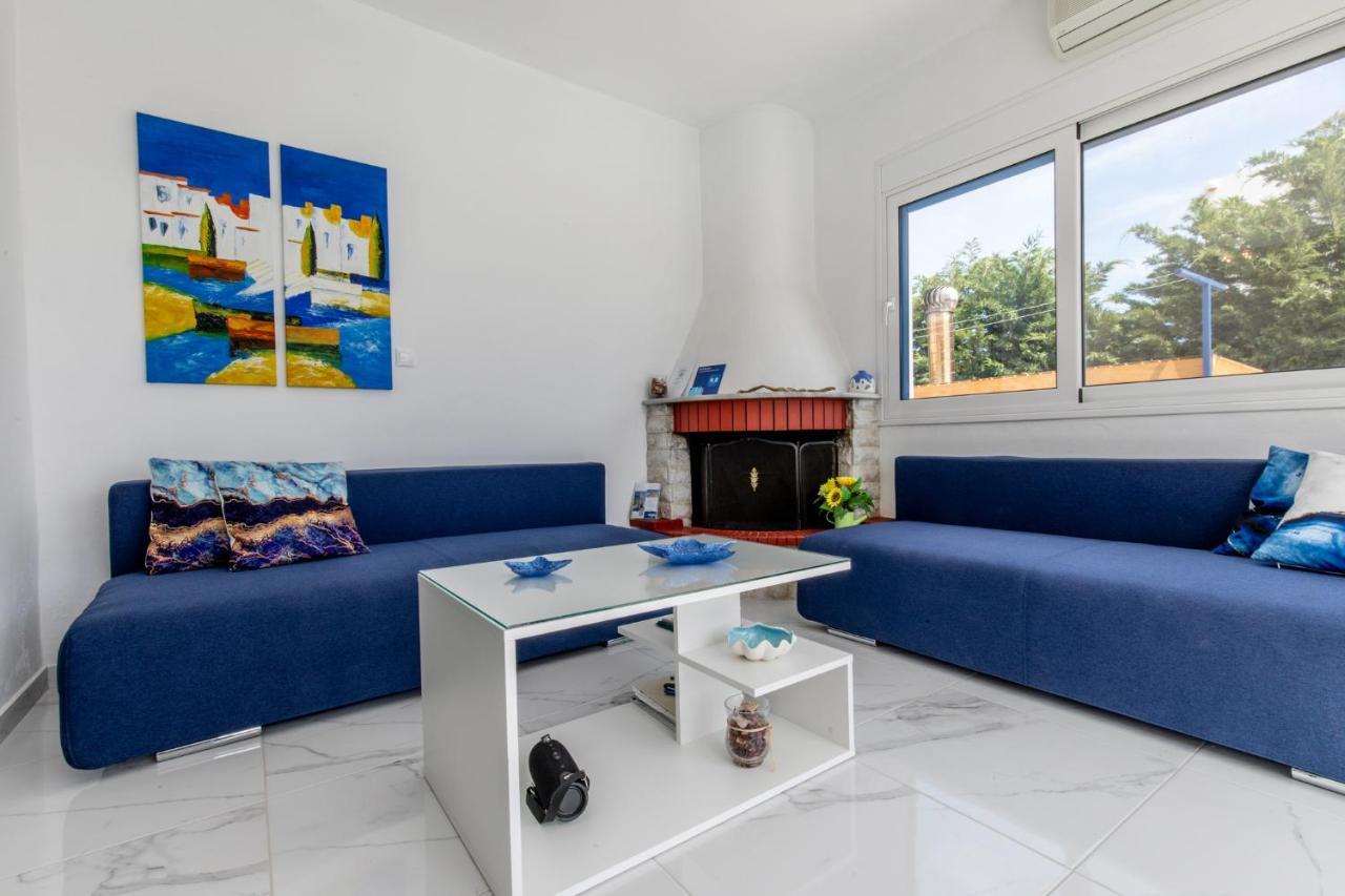 White Blue Villa لاخنيا المظهر الخارجي الصورة